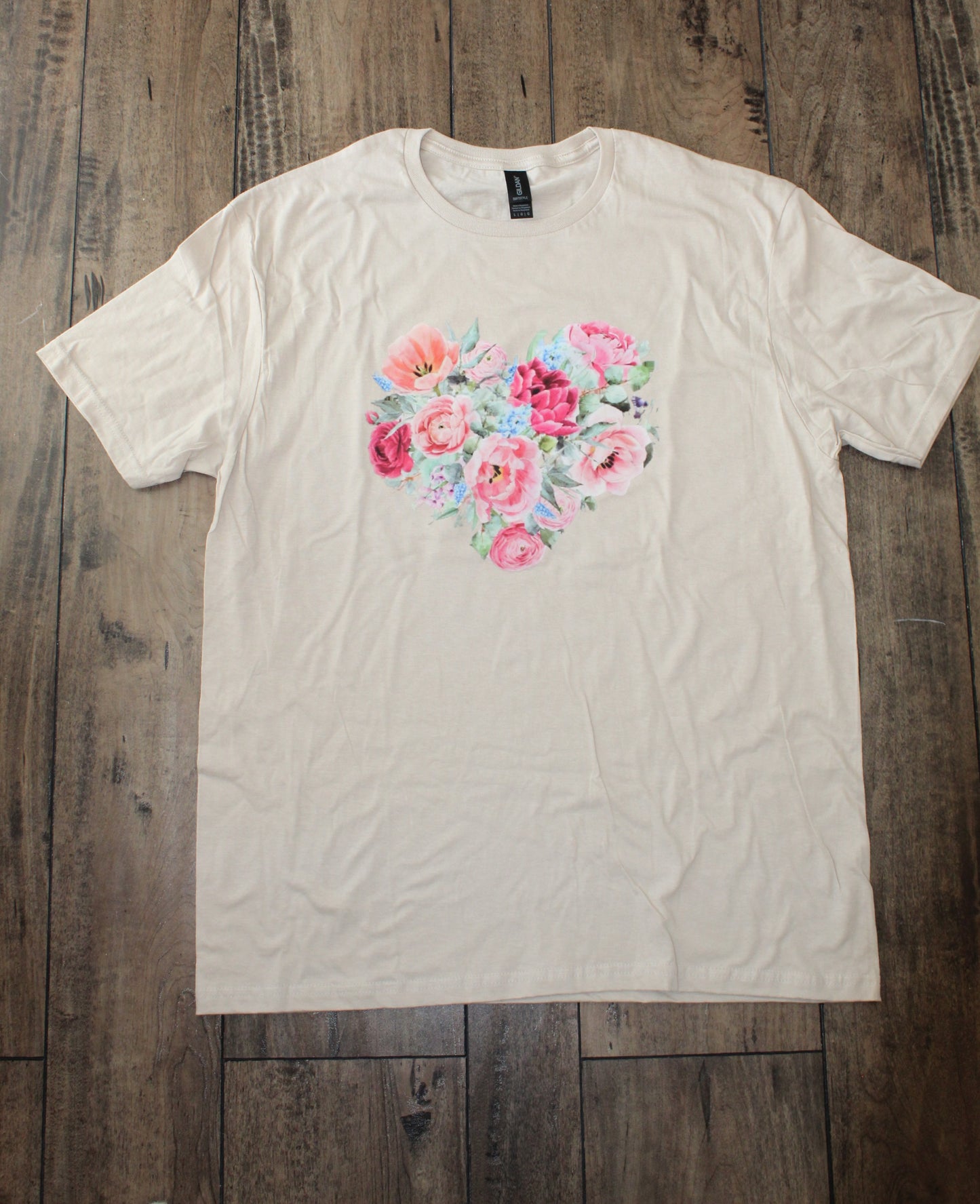 "Floral Heart" short sleeve t-shirt